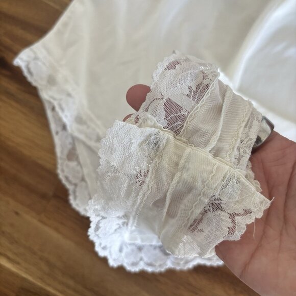 Vintage Bodychic Satin Babydoll Teddy Medium Made In USA Nylon Sexy Romantic - Picture 15 of 15